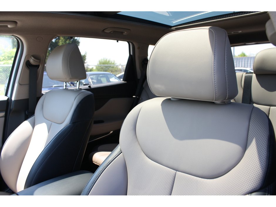 2023 Hyundai Santa Fe Preferred-9