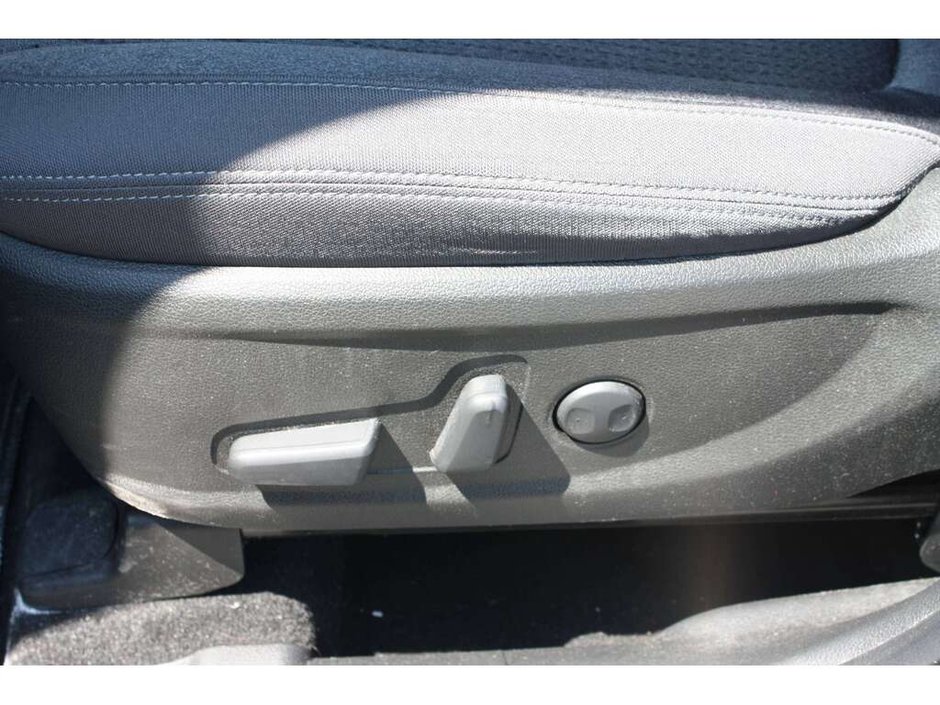 2023 Hyundai Santa Fe Preferred-8