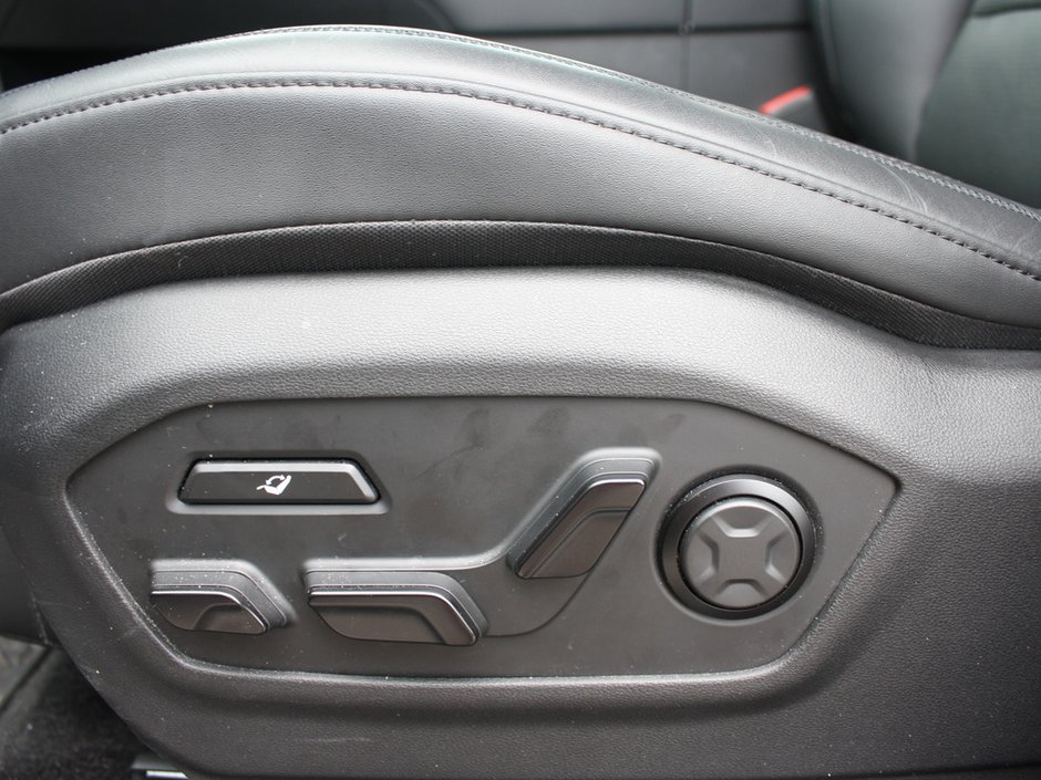 2025 Hyundai Santa Fe Ultimate-9