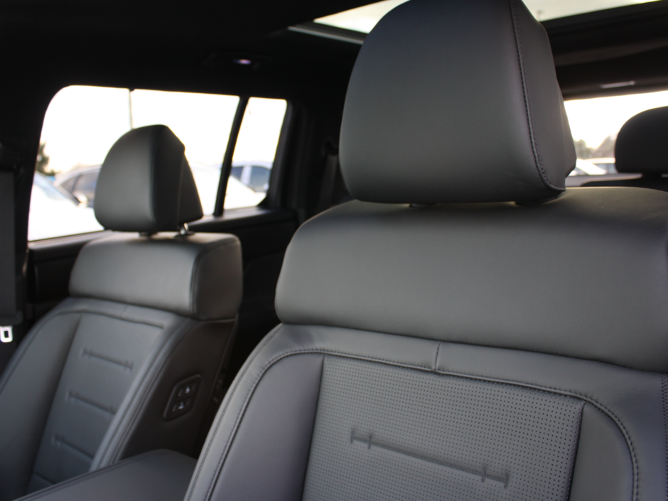 2025 Hyundai Santa Fe Ultimate-9