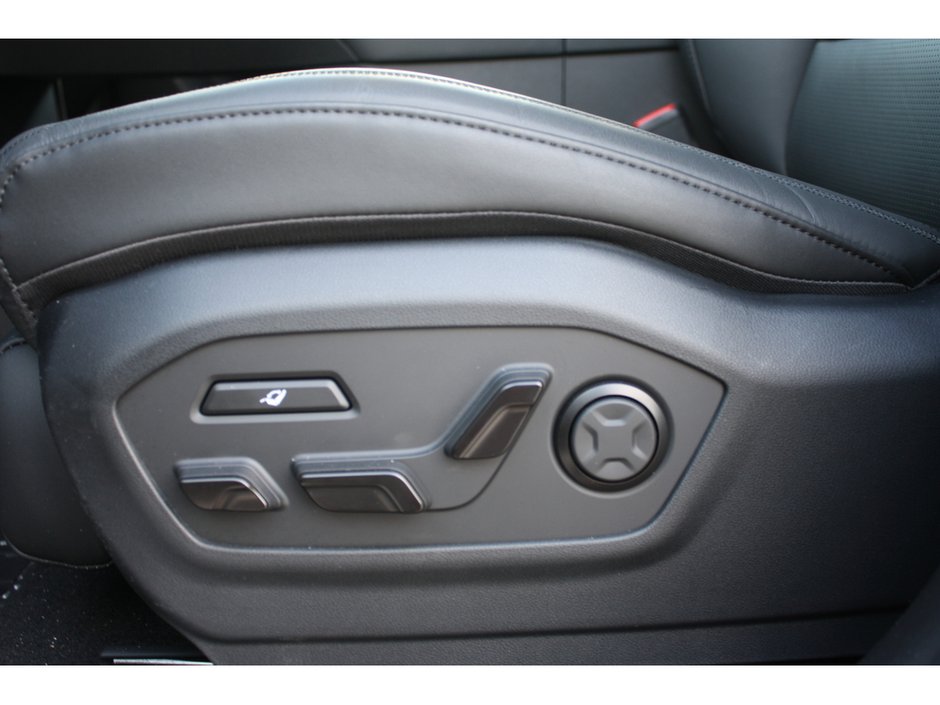 2025 Hyundai Santa Fe Ultimate-9