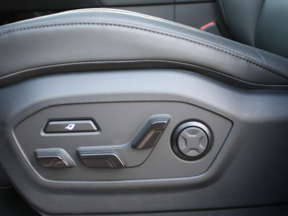 2025 Hyundai Santa Fe Ultimate-8