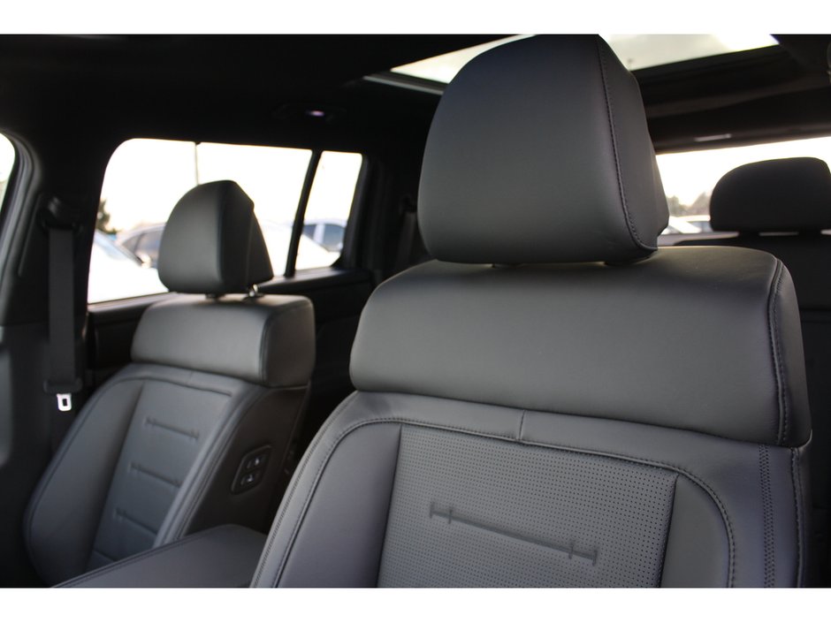 2025 Hyundai Santa Fe Ultimate-10