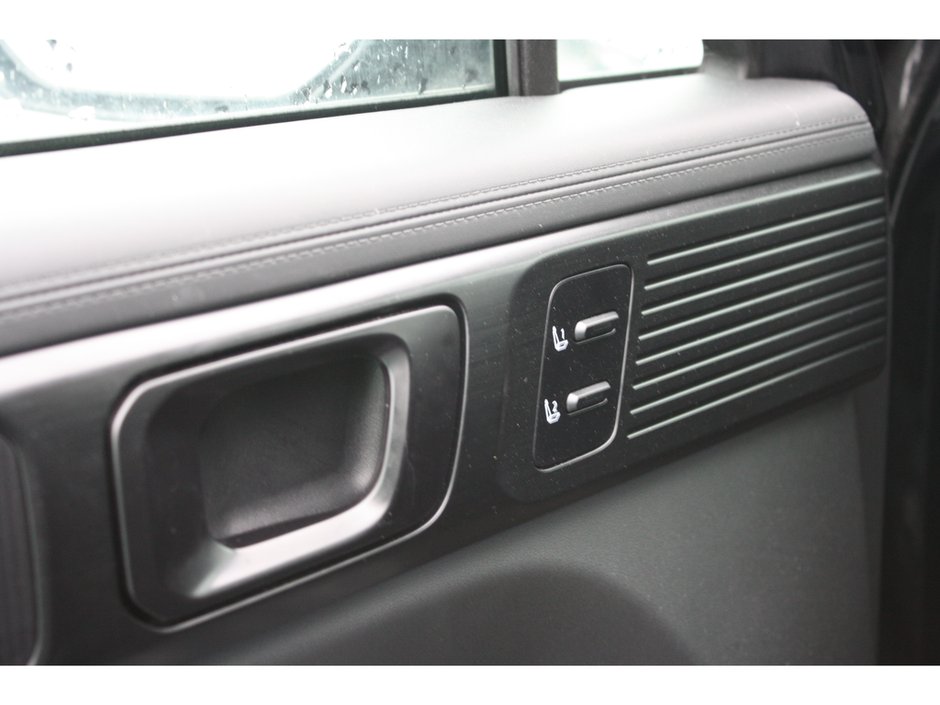 2025 Hyundai Santa Fe Ultimate-4