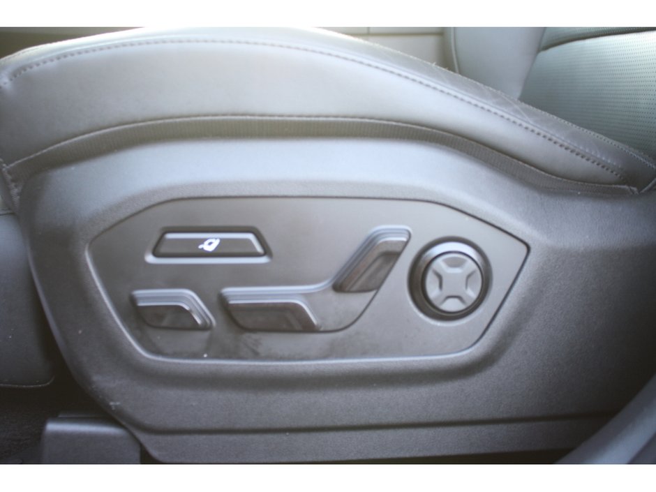 2025 Hyundai Santa Fe Ultimate-9