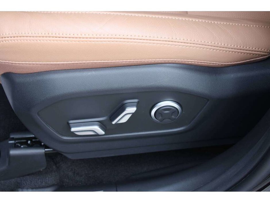 2025 Hyundai Santa Fe Luxury-5