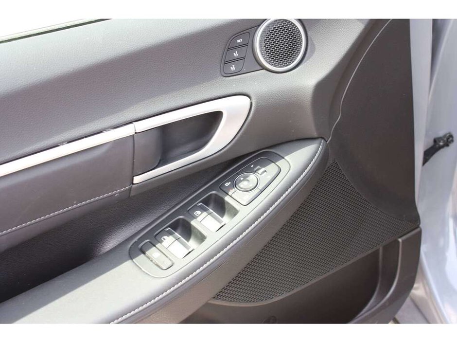2026 Hyundai Sonata Hybrid Preferred-7