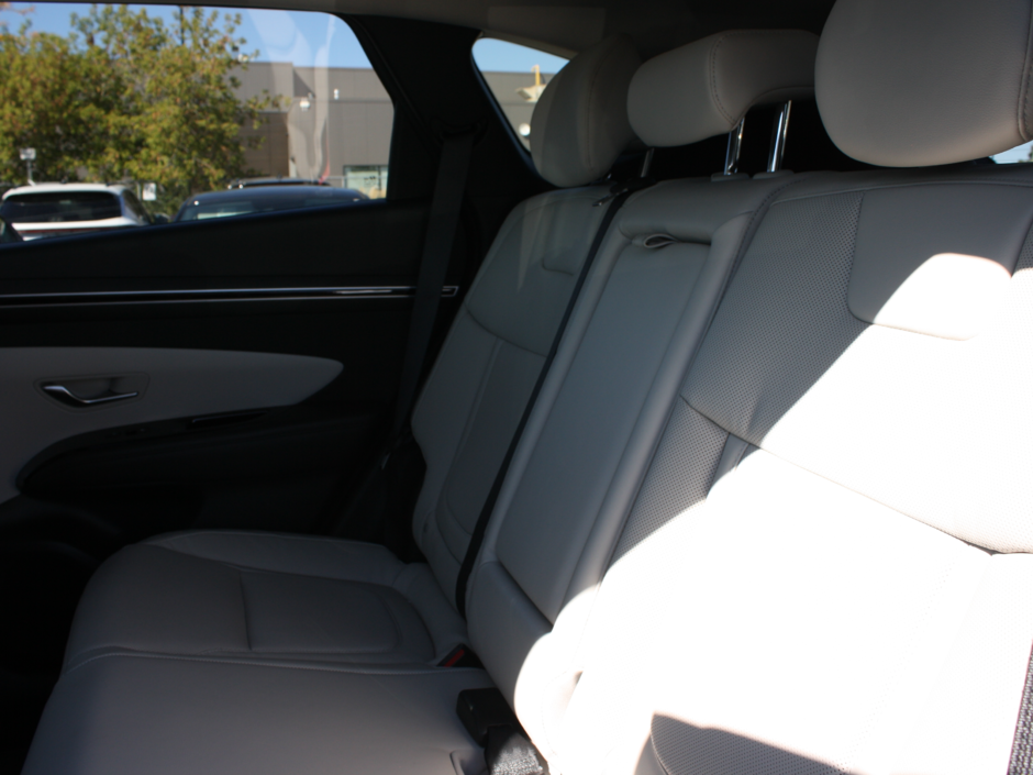 2022 Hyundai Tucson Hybrid Luxury-22