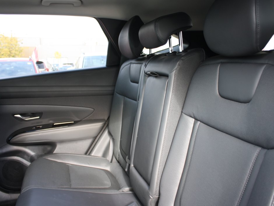 2025 Hyundai Tucson Hybrid Ultimate-9