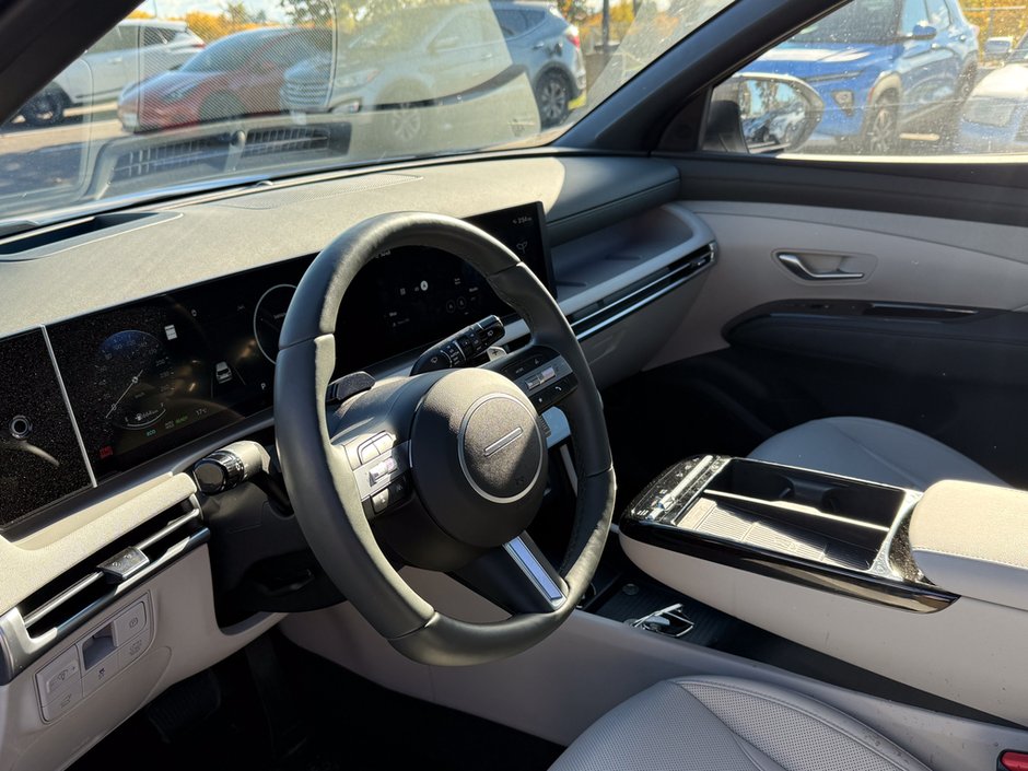 2025 Hyundai Tucson Hybrid Ultimate-8