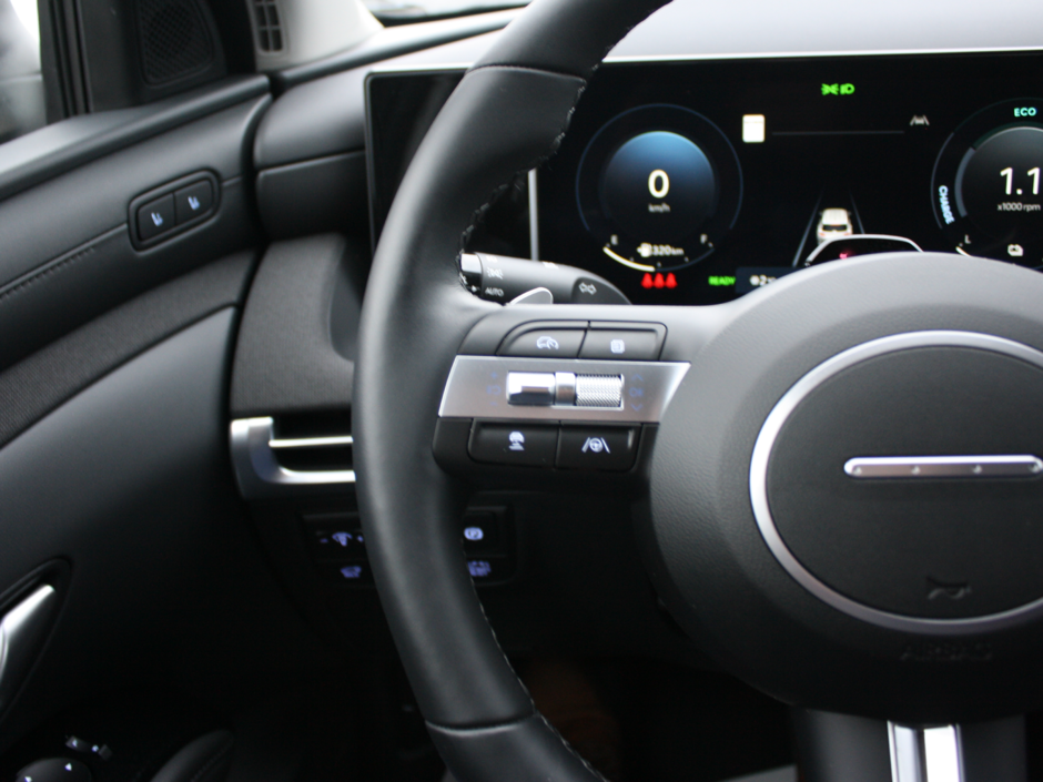 2025 Hyundai Tucson Hybrid Ultimate-13