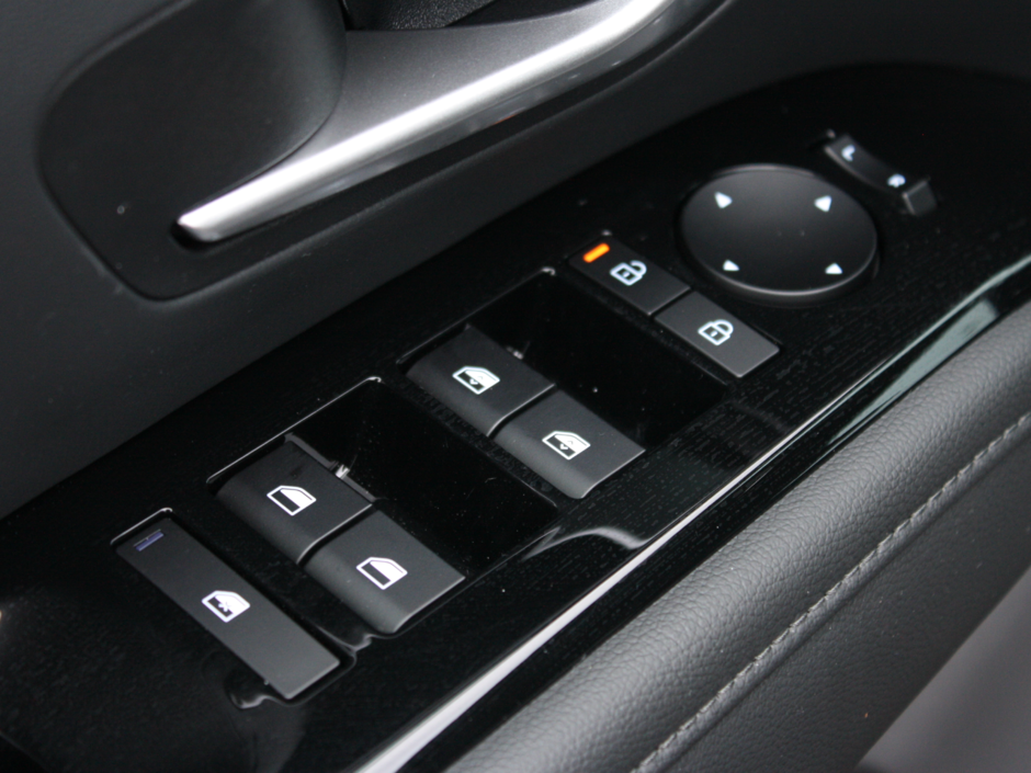 2025 Hyundai Tucson Hybrid Ultimate-6