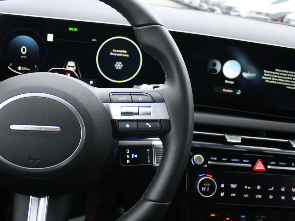 2025 Hyundai Tucson Hybrid Ultimate-12