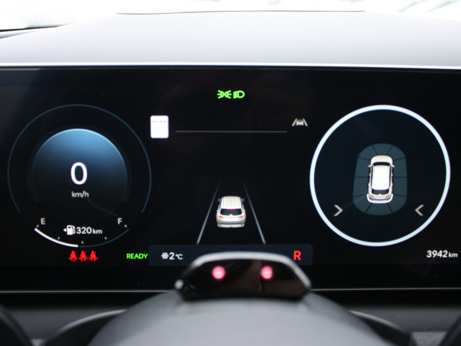 2025 Hyundai Tucson Hybrid Ultimate-14