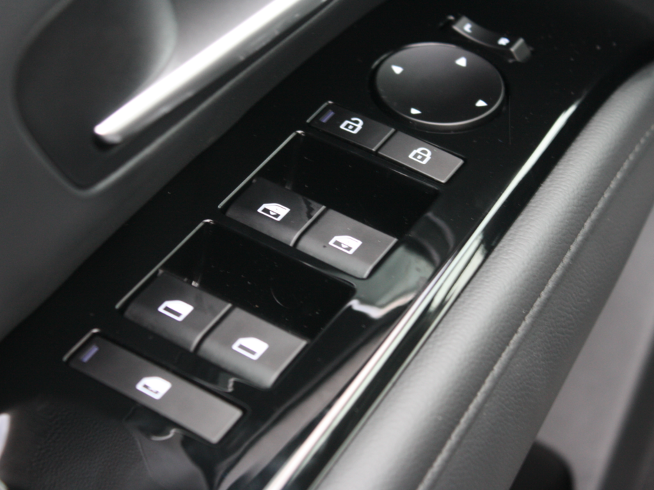 2025 Hyundai Tucson Hybrid Ultimate-6