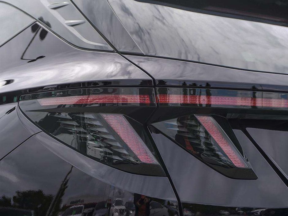 2026 Hyundai Tucson Hybrid Night Edition-9