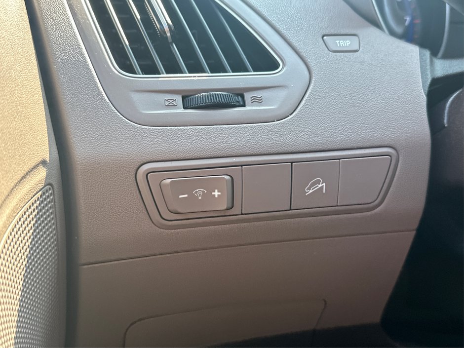 2013 Hyundai Tucson GL-14