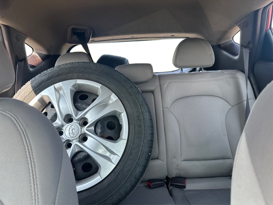 2013 Hyundai Tucson GL-10