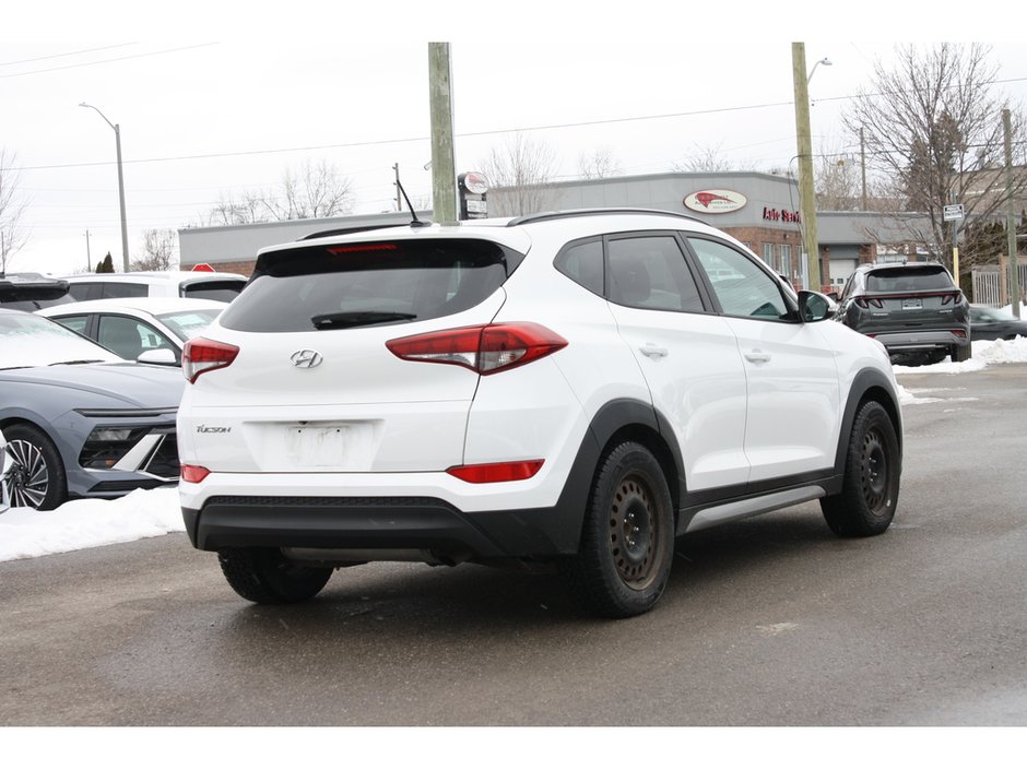 2017 Hyundai Tucson SE-4