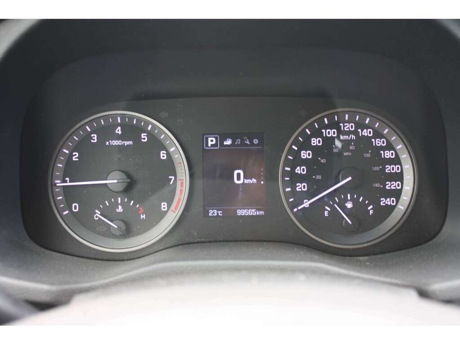2017 Hyundai Tucson SE-16