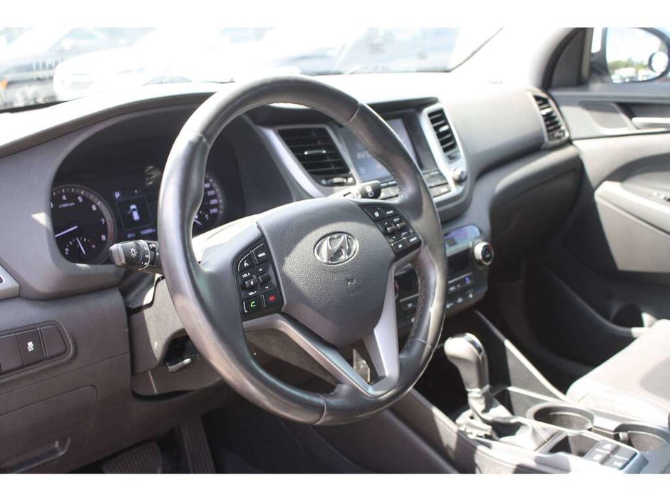 2018 Hyundai Tucson SE-8