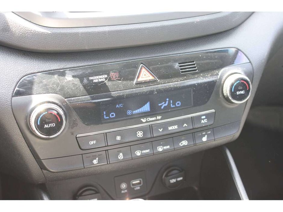 2018 Hyundai Tucson SE-16