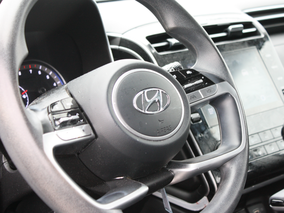 2023 Hyundai Tucson Essential-10