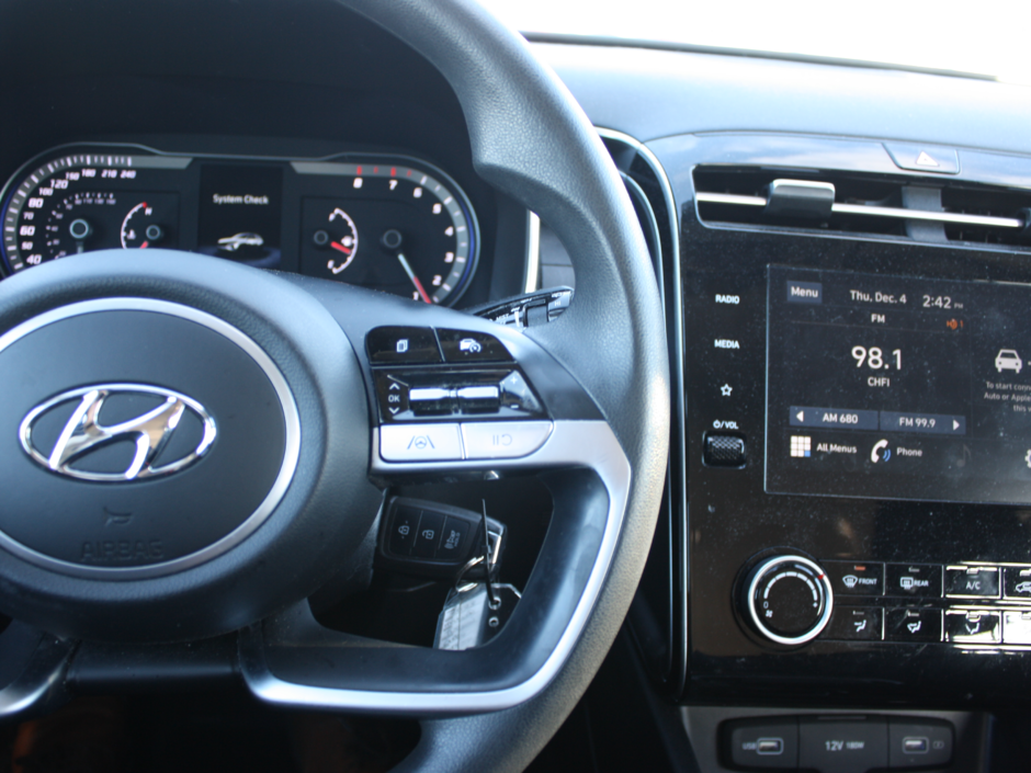 2023 Hyundai Tucson Essential-13