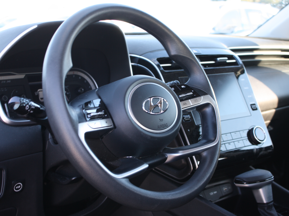 2023 Hyundai Tucson Essential-9