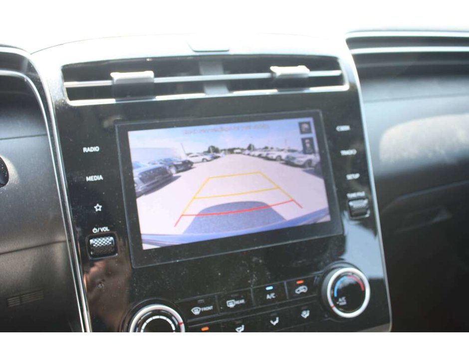 2023 Hyundai Tucson Essential-16
