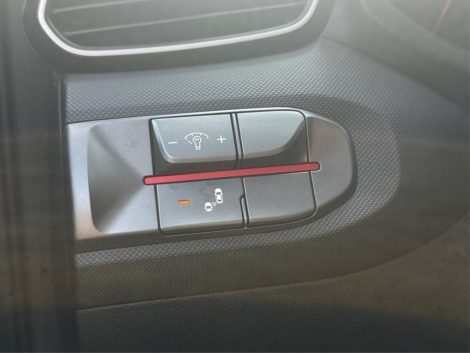 2019 Hyundai Veloster Turbo-14