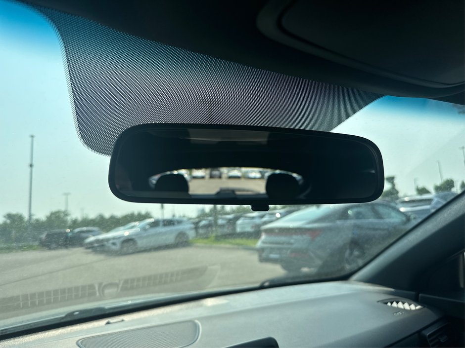 2019 Hyundai Veloster Turbo-11