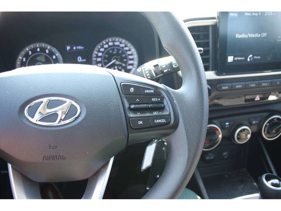 2021 Hyundai Venue Essential-13