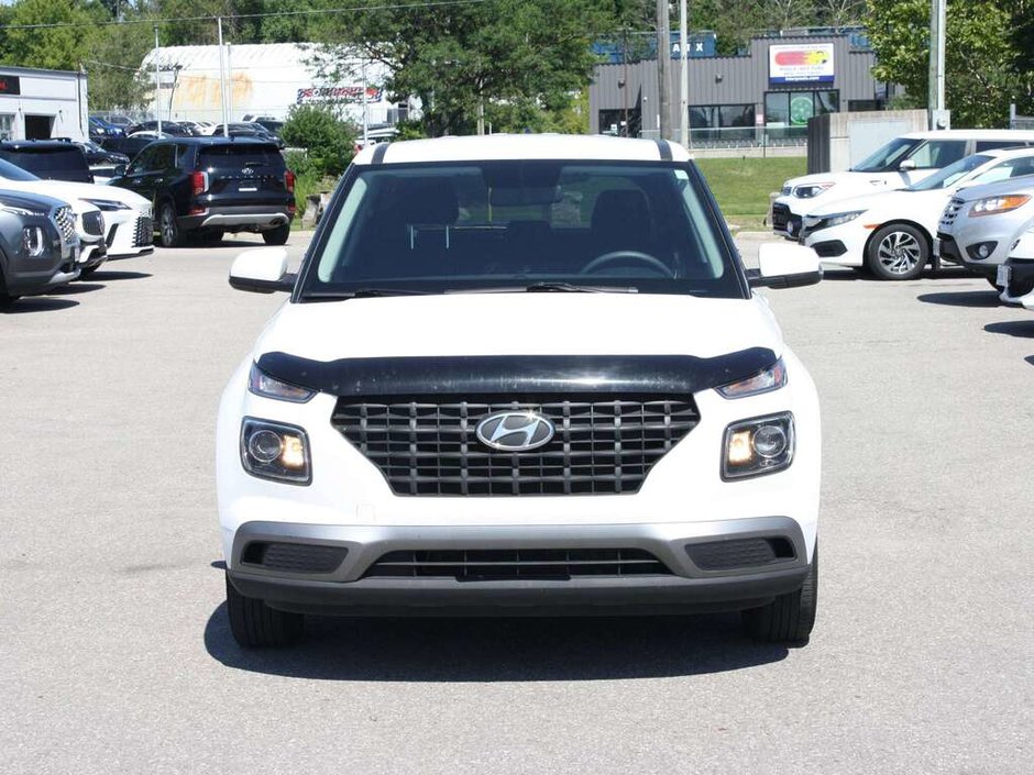 2021 Hyundai Venue Essential-1