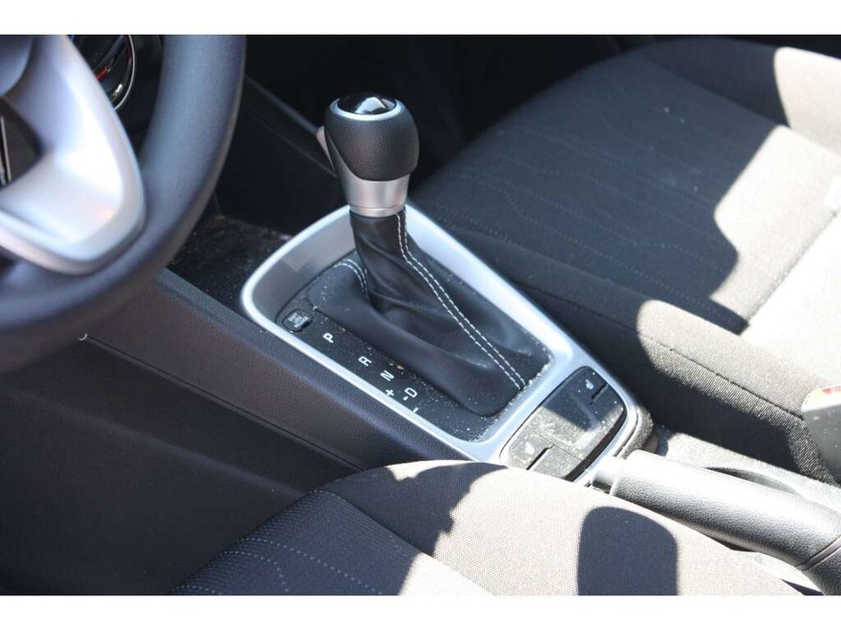 2021 Hyundai Venue Essential-11