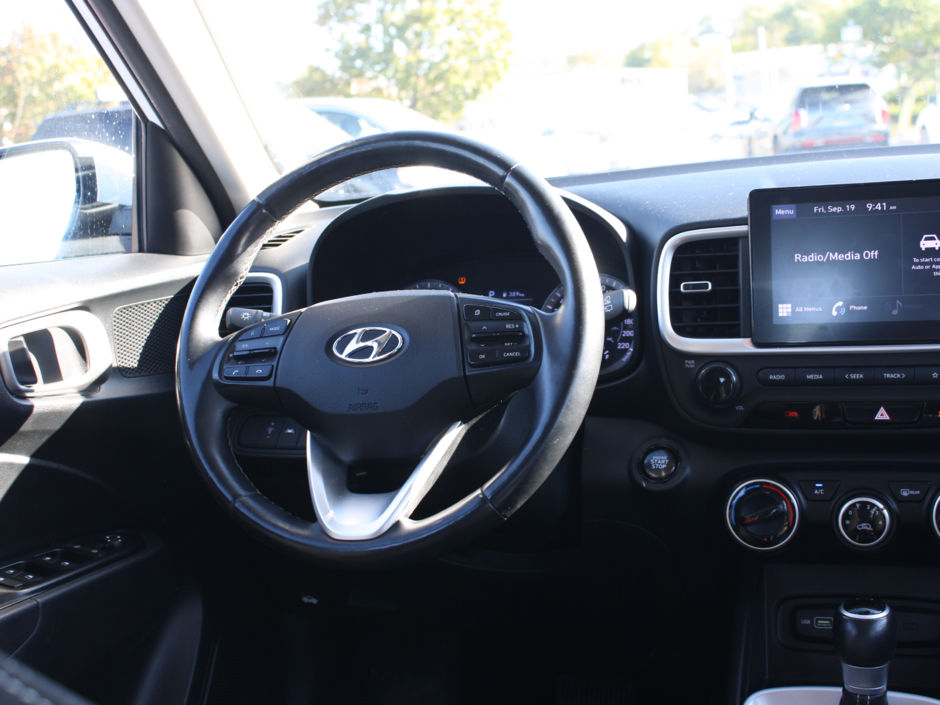 2022 Hyundai Venue Preferred-22