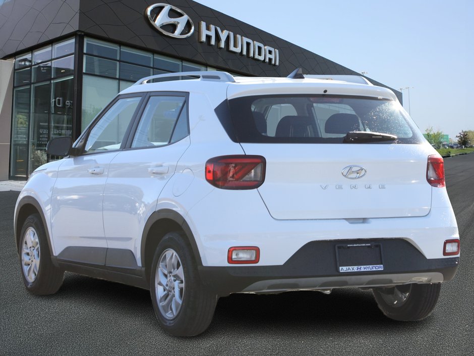 2022 Hyundai Venue Preferred-6