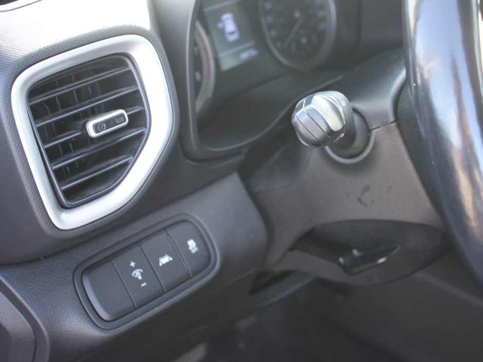 2022 Hyundai Venue Preferred-10