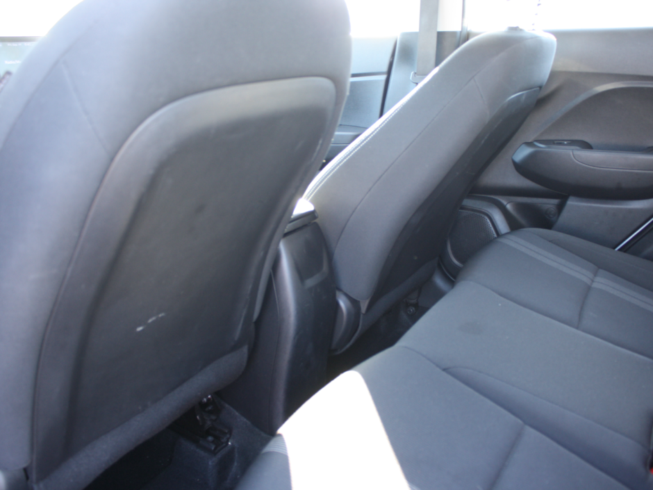 2022 Hyundai Venue Preferred-23