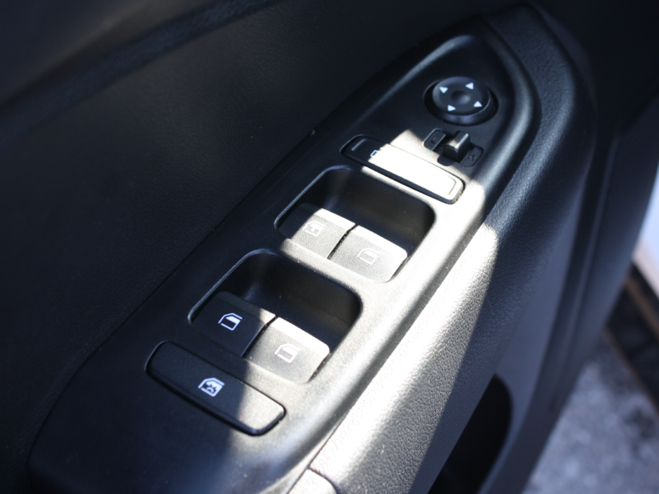 2022 Hyundai Venue Preferred-21