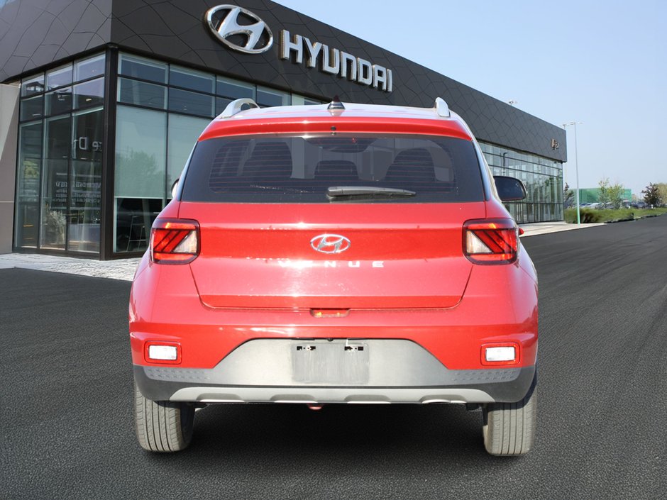 2022 Hyundai Venue Ultimate-5
