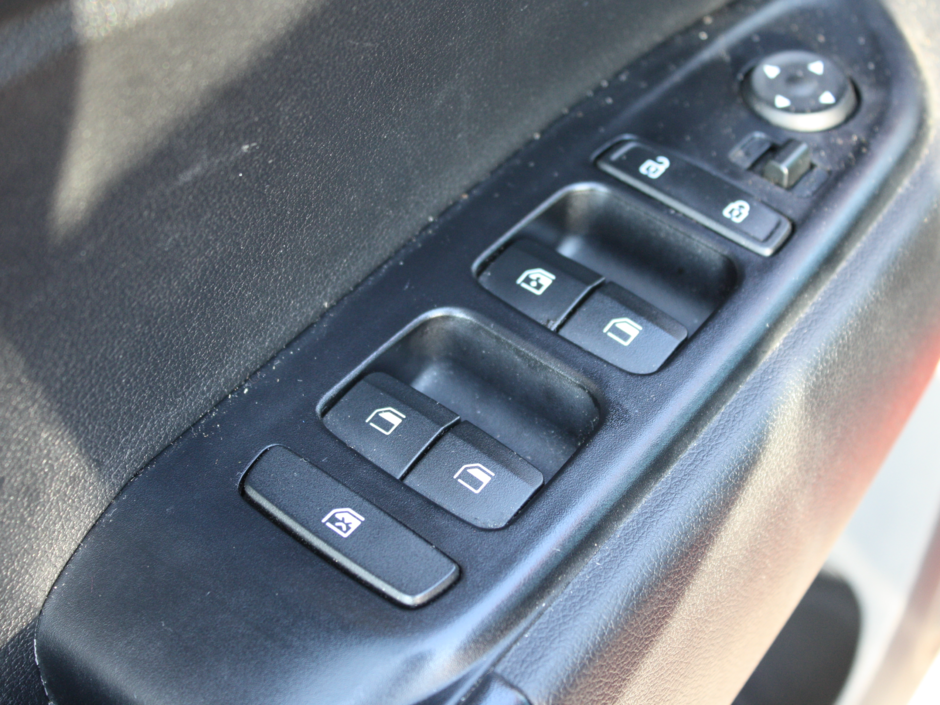 2022 Hyundai Venue Ultimate-9