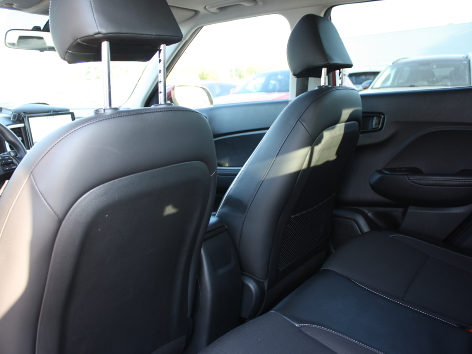 2022 Hyundai Venue Ultimate-26