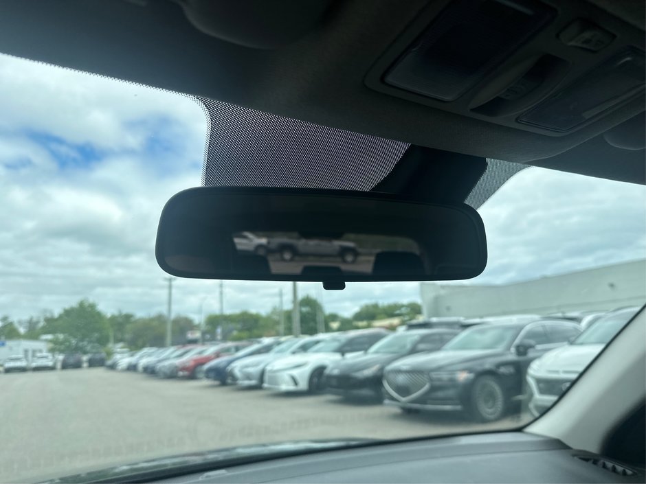 2023 Hyundai Venue Ultimate-11