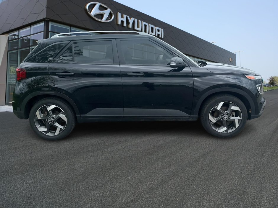 2023 Hyundai Venue Ultimate-3