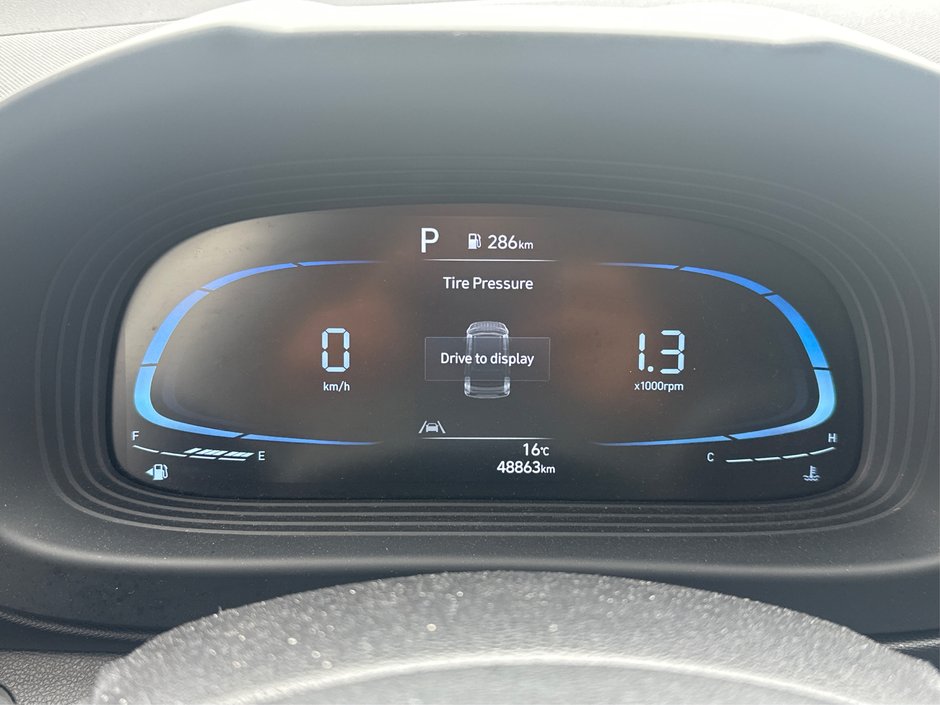2023 Hyundai Venue Ultimate-12