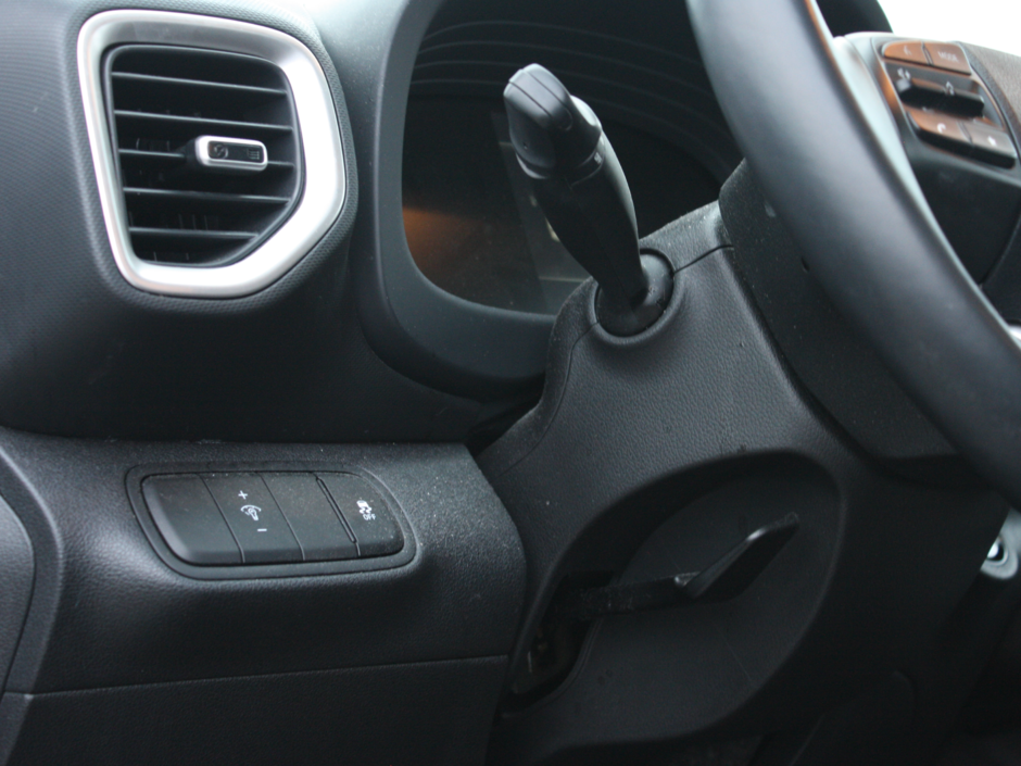 2023 Hyundai Venue Preferred-14