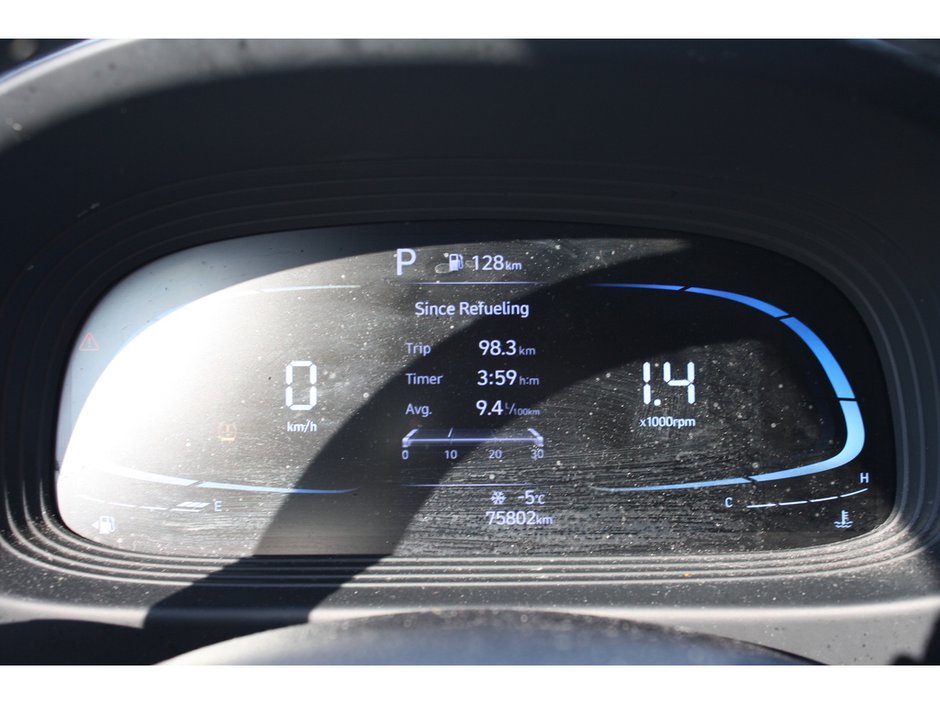 2023 Hyundai Venue Preferred-16