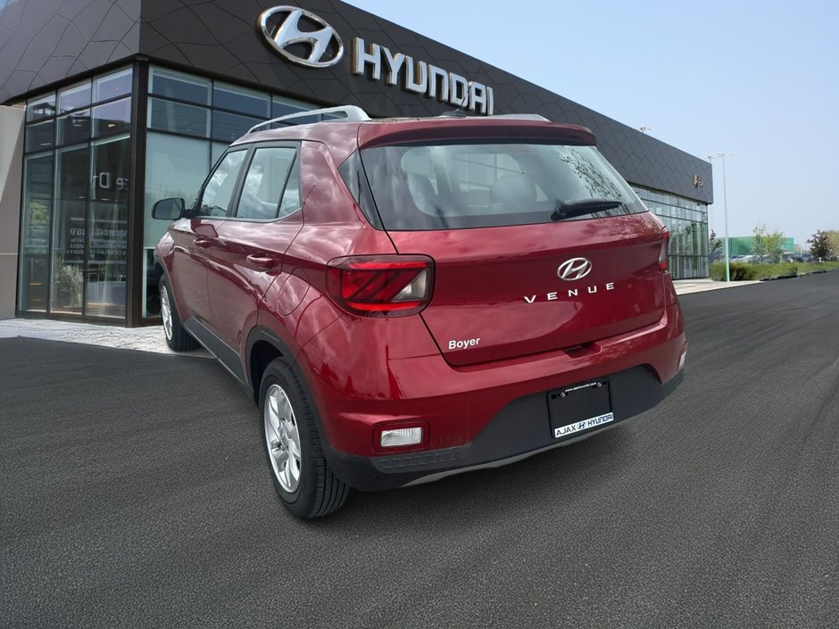 2024 Hyundai Venue Preferred-6