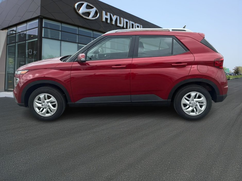 2024 Hyundai Venue Preferred-7